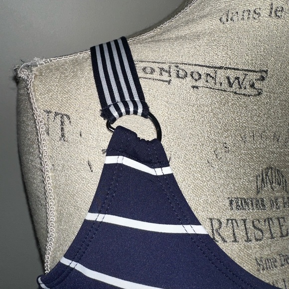 Nautica Women's Cross Back One Piece Swimsuit Navy & White Stripe X-Large NWOT - Picture 9 of 13